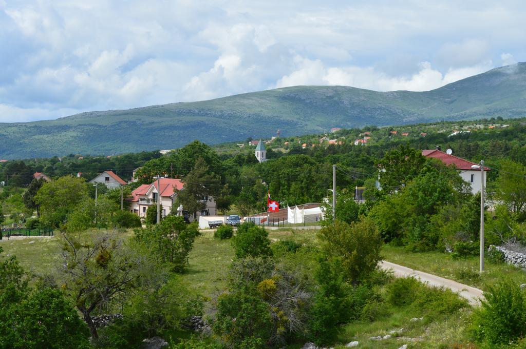 Blue Lake Luxury Rooms Grabovica Exterior photo